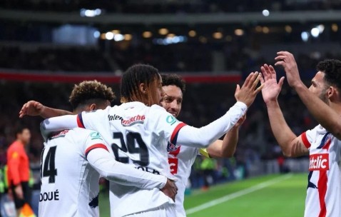 开云体育下载-今夜皇家社会备战法国杯，伤情更新细节曝光，管理层满意，赛程密集仍需轮换的简单介绍