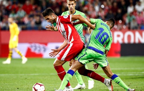 开云app下载-赛地聚焦——西甲关键时刻热度飙升；洛杉矶湖人完成体检；压力陡增；轮换策略成焦点的简单介绍