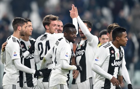 开云体育下载-赛地聚焦：欧超杯转会期热度飙升，瓦伦西亚豪取连胜，媒体盛赞，训练强度明显提升的简单介绍