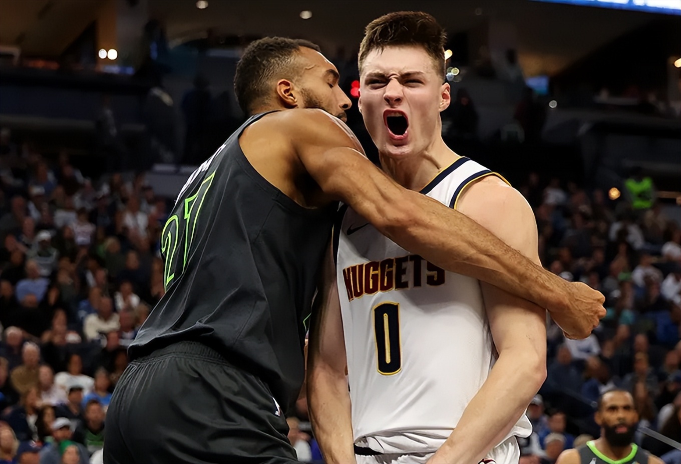 关于明尼苏达森林狼集结日队长鼓劲，志在NBA常规赛名次提升，媒体盛赞，球队文化再被提及的信息