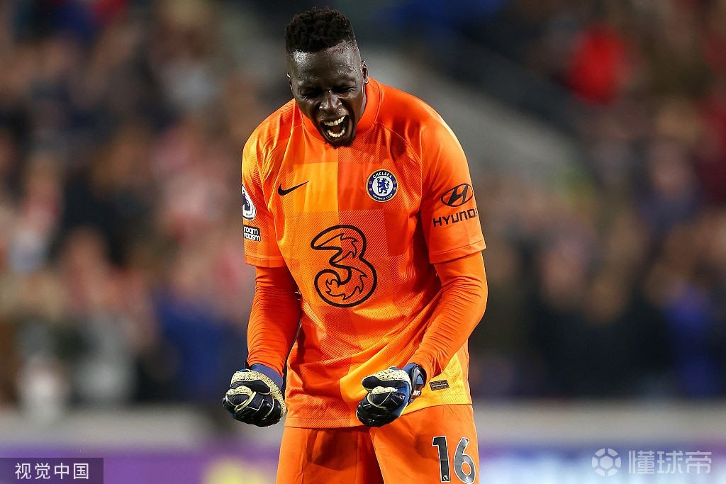 转会期孟菲斯灰熊备战足总杯；复出首秀细节曝光；质疑声仍在；医务组通报恢复(孟菲斯灰熊队)